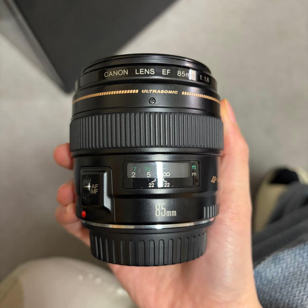 キヤノン Canon EF 85mm F1.8 USM