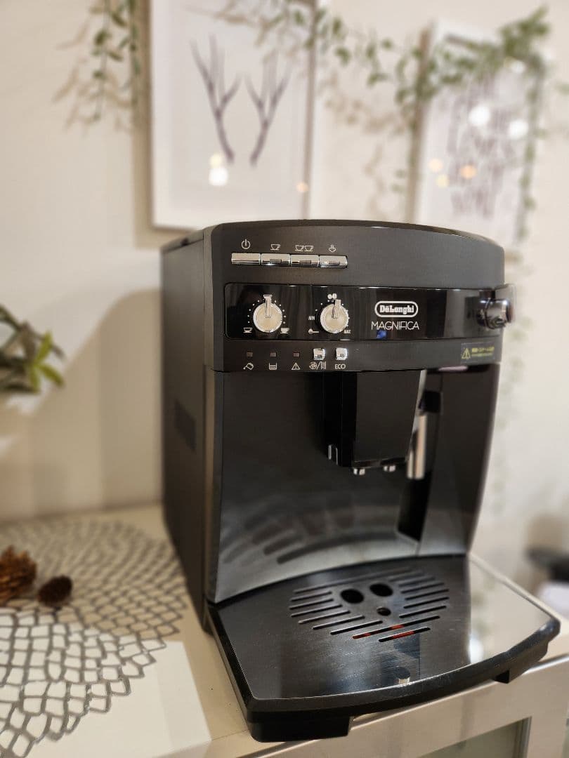 GW限定値下中【動作良好】delonghi　デロンギ　マグニフィカ　全自動