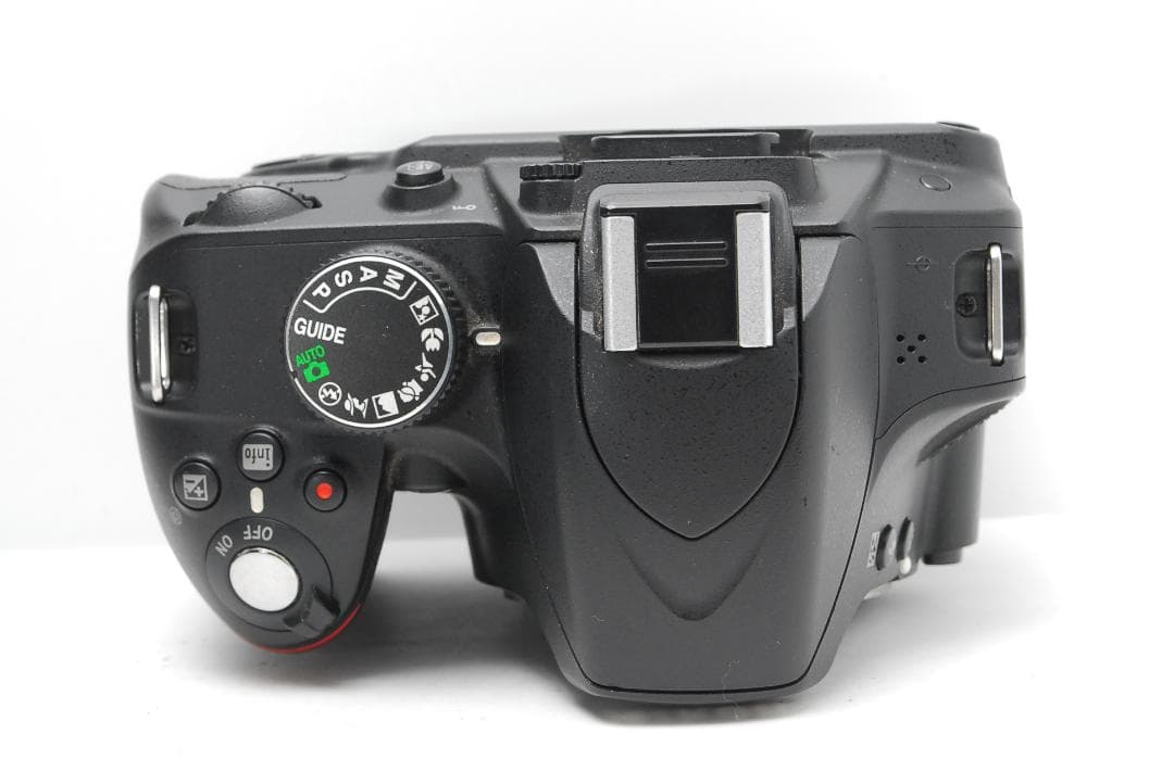 【使用感少なめ美品】Nikon D3200　スマホ転送　フルHD動画