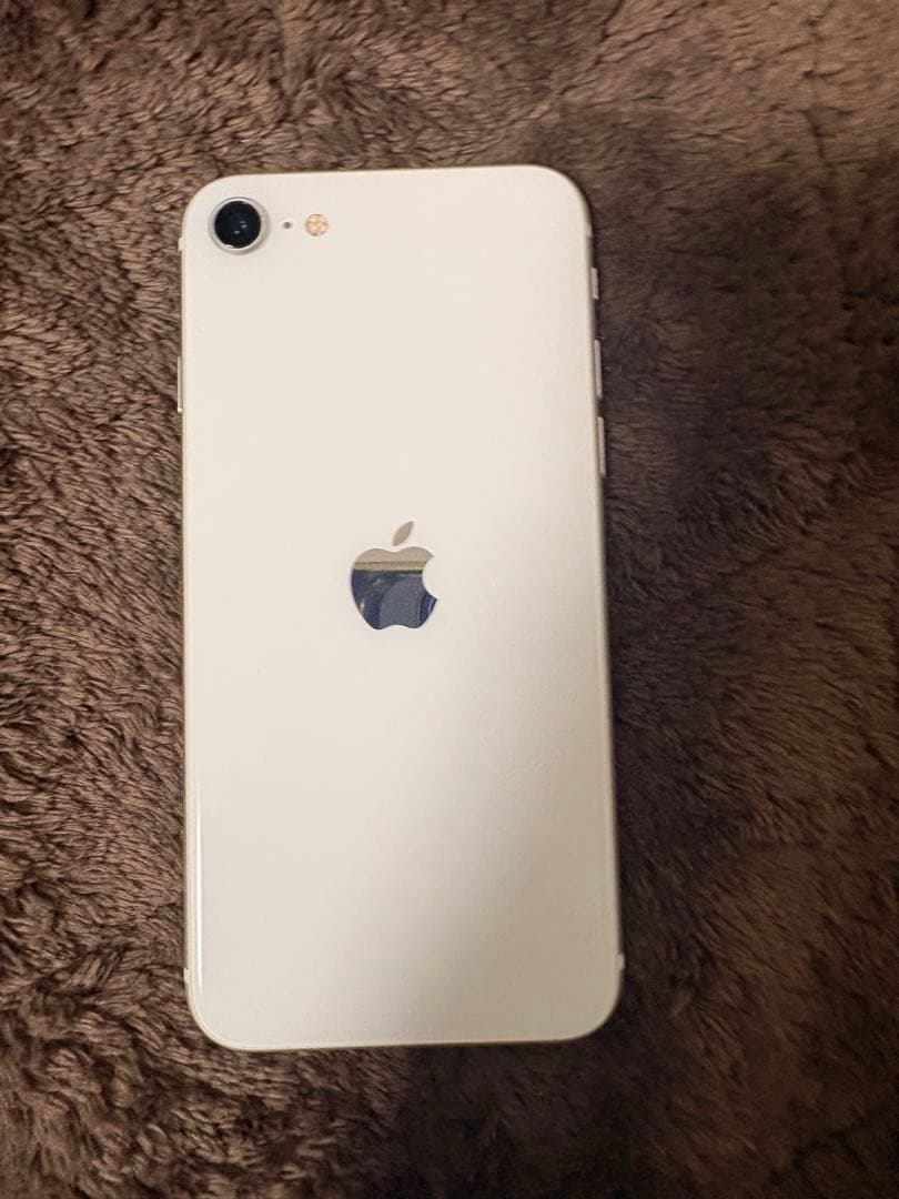iPhone SE 第2世代ホワイト 本体 64GB