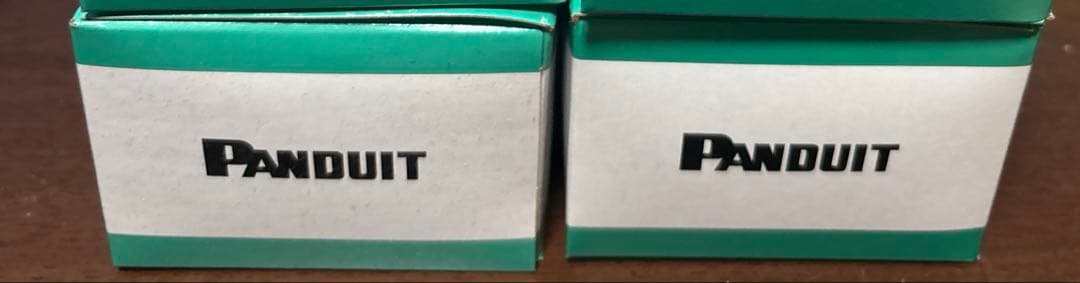 RJ-45 Cat-5eプラグ(パンド) 200個