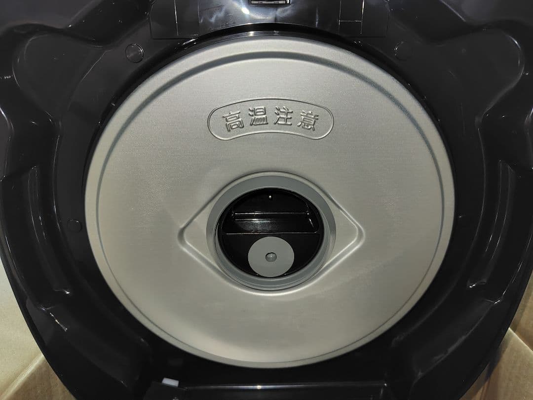 タイガー IH炊飯器 1升炊き JPW-D180T 遠赤黒厚窯 　保証書付き