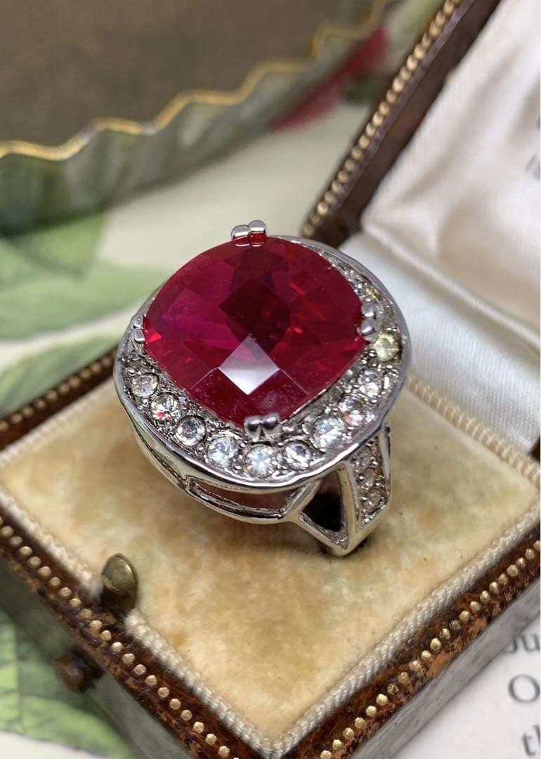 ラグジュアリー。