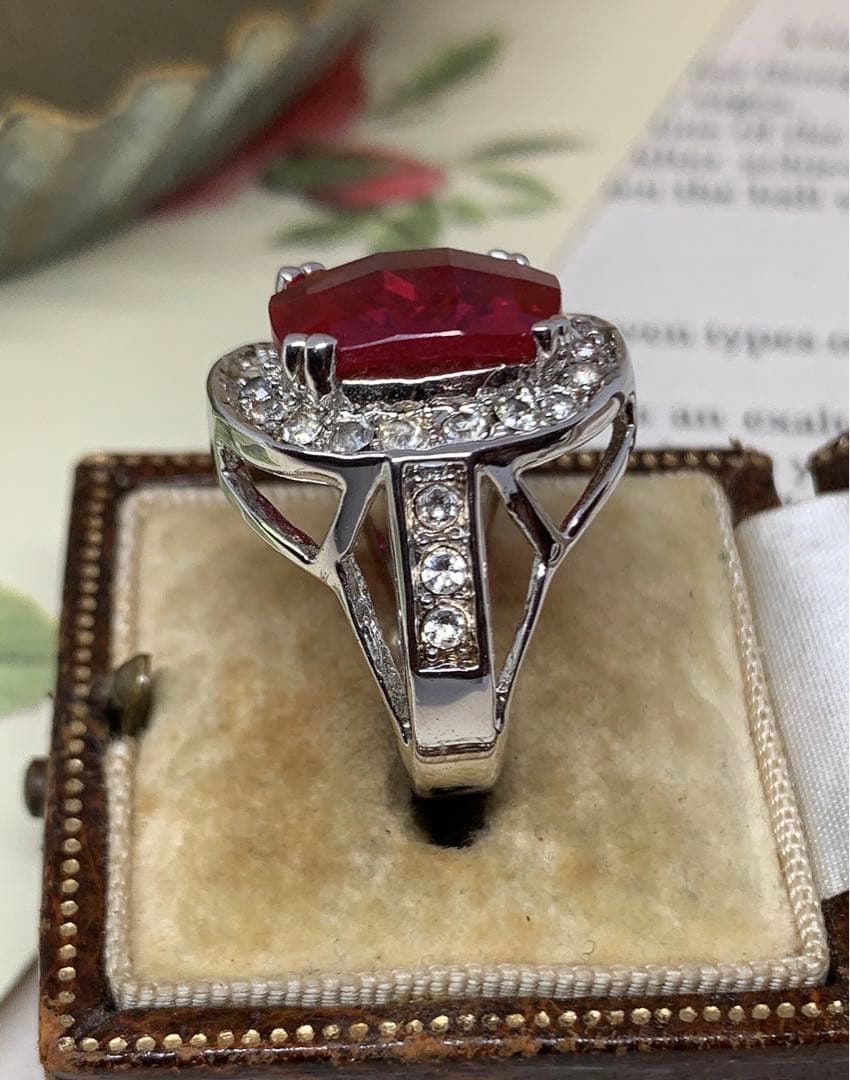 ラグジュアリー。