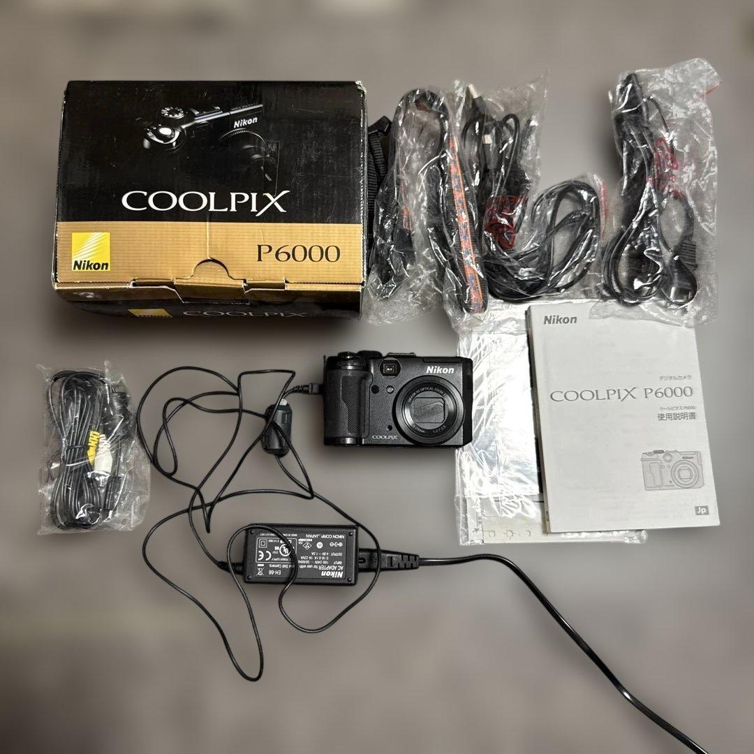 Nikon COOLPIX P6000 付属品あり