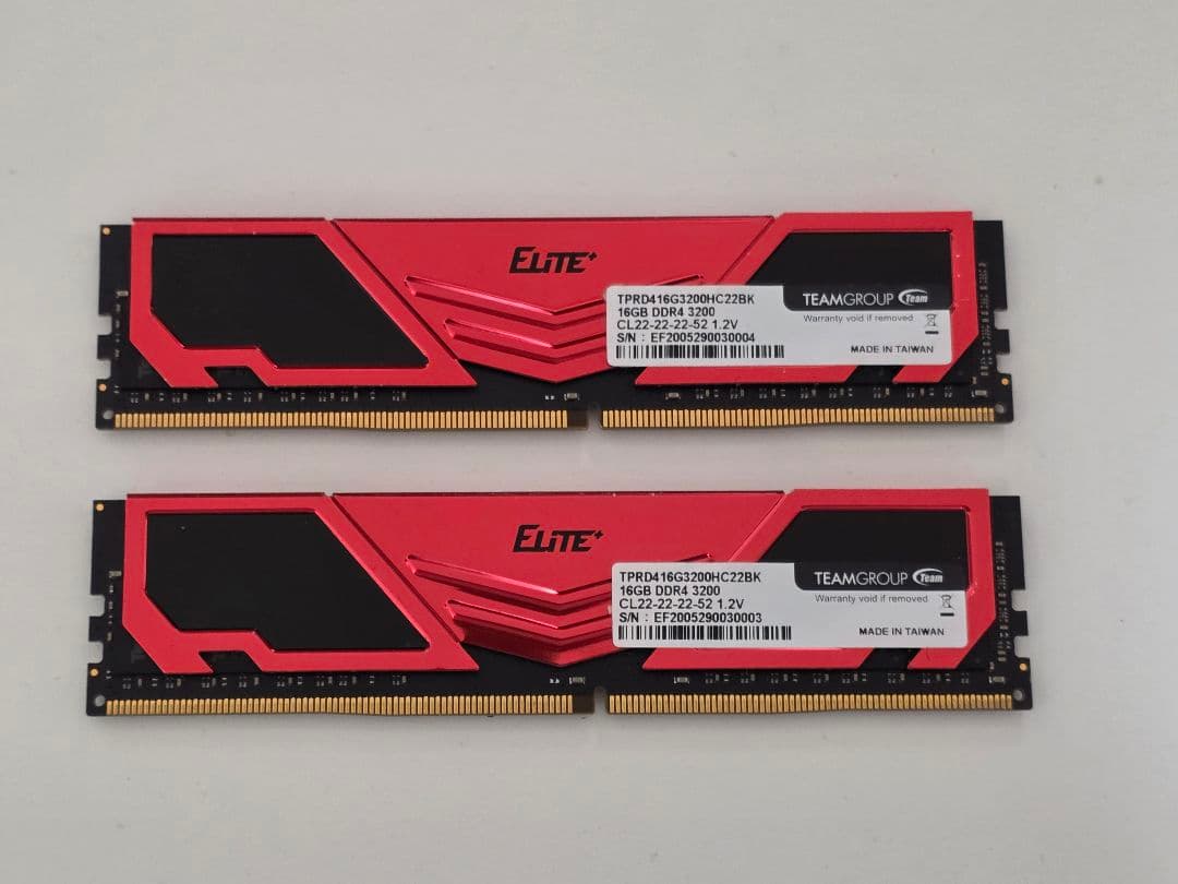 TEAMGROUP DDR4メモリー3200MHz 32GB (16GBx2枚)