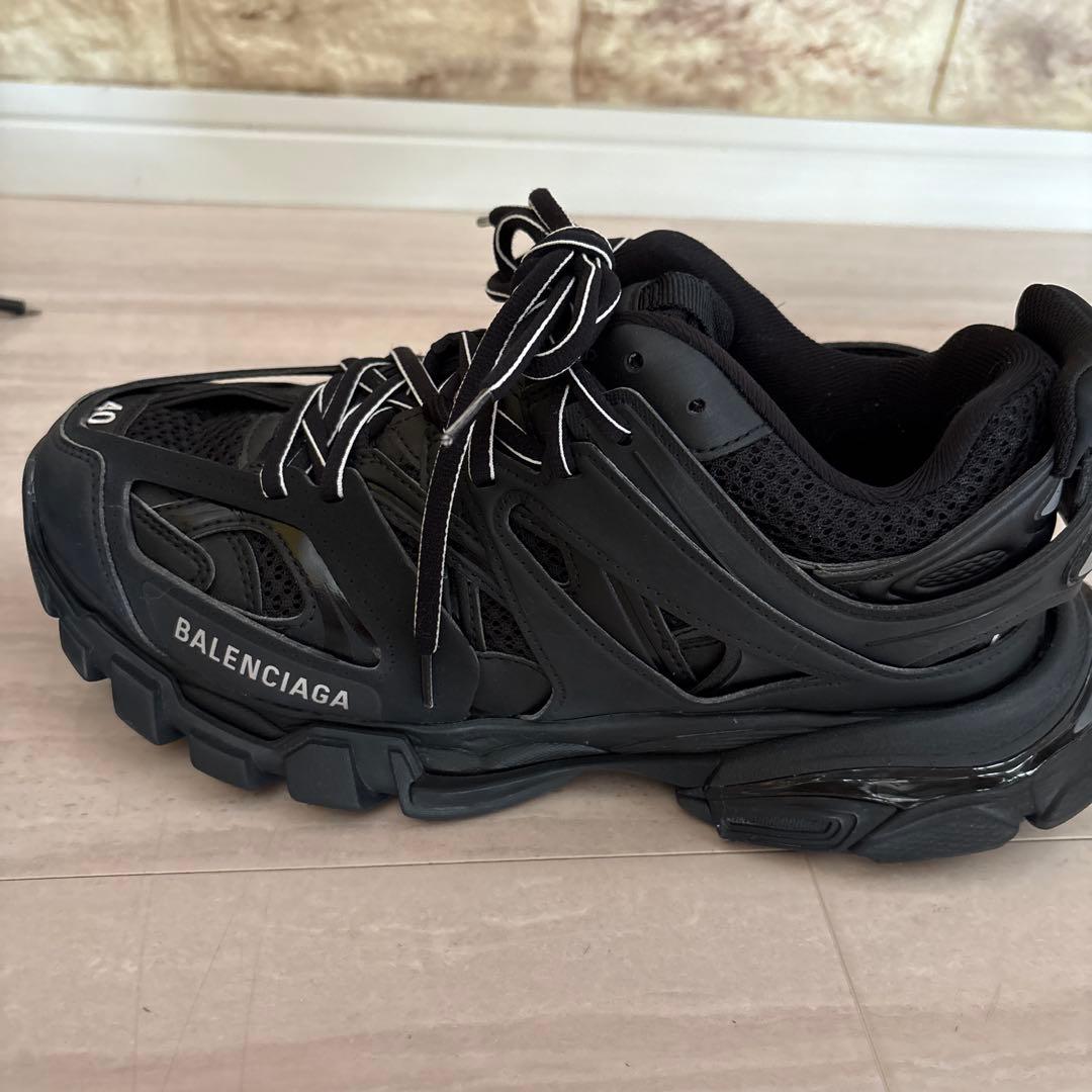バレンシアガ トラックスニーカー ブラック 40 未使用 試し履きのみ 正規品