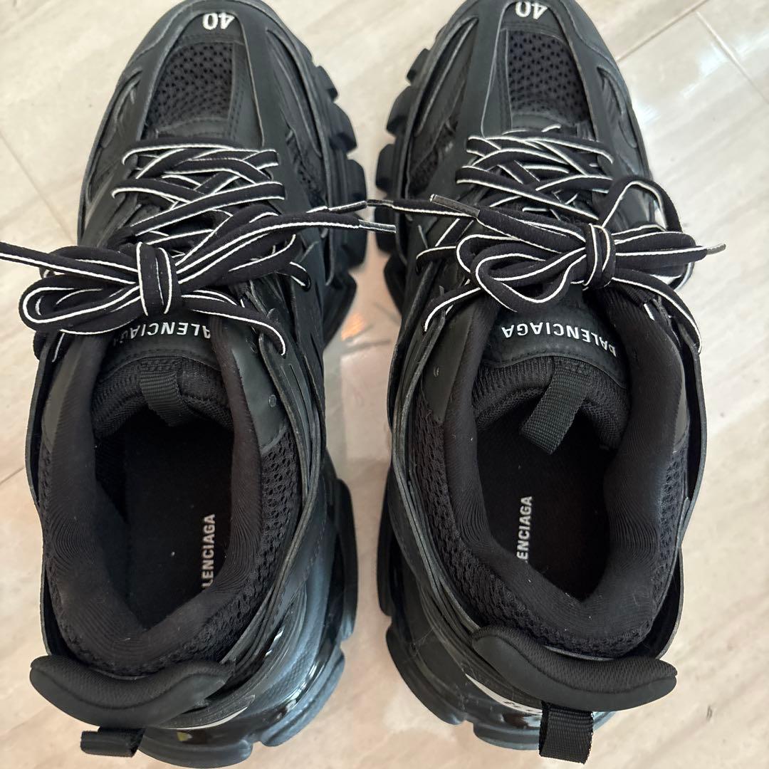バレンシアガ トラックスニーカー ブラック 40 未使用 試し履きのみ 正規品