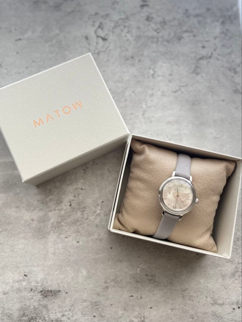 【超美品】MATOW シルバー アナログ時計 グレー