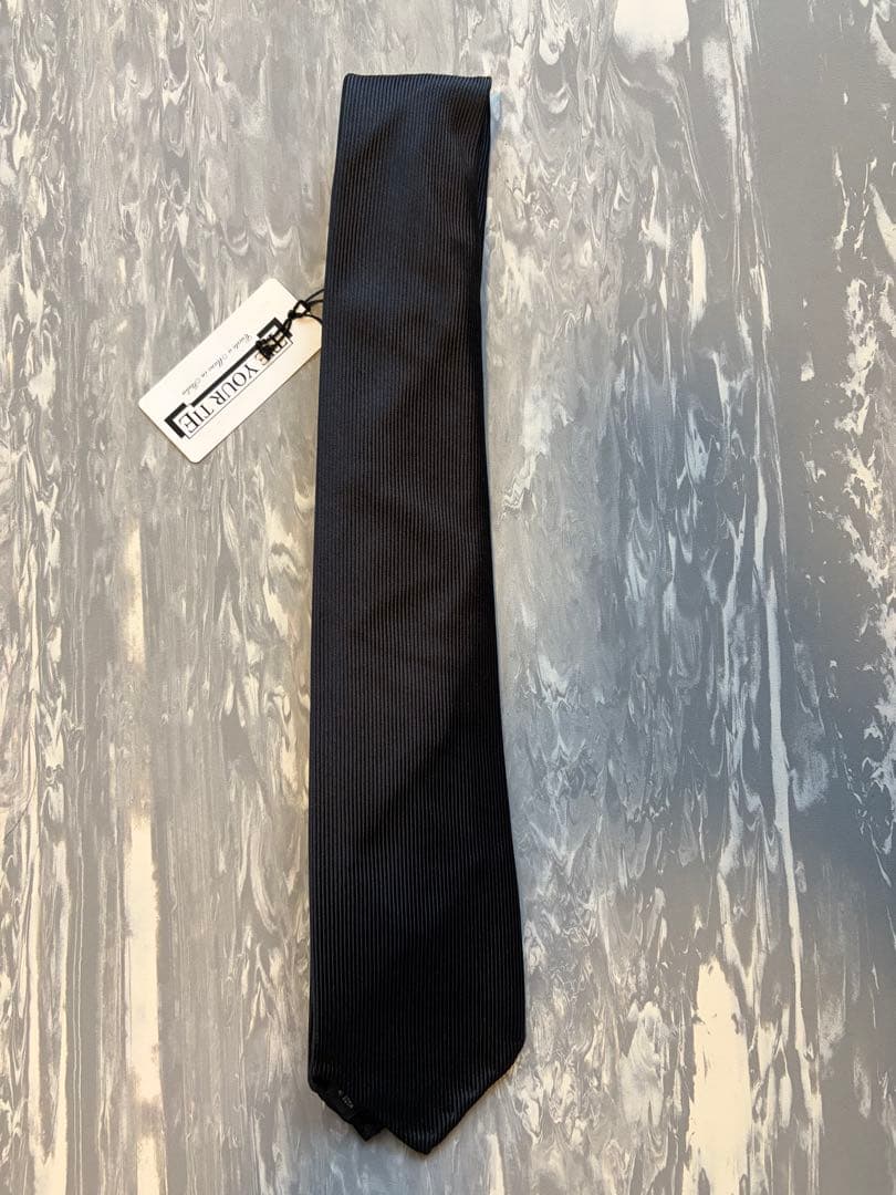 【未使用】タイユアタイ 黒無地　セッテピエゲ