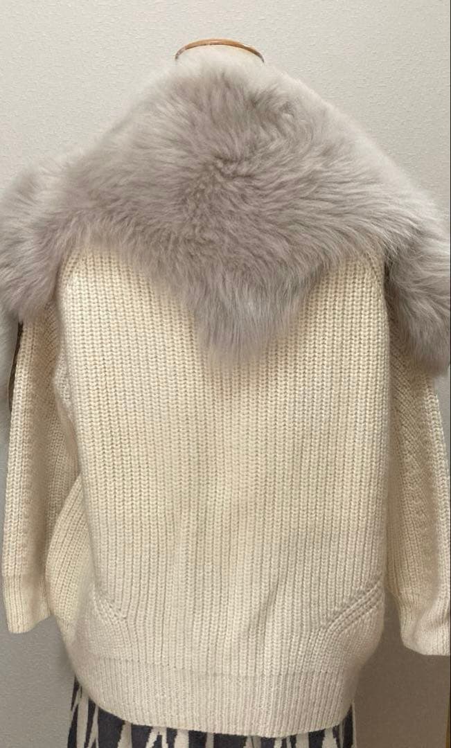 ムートン　ショール　CARL DONOCHUE