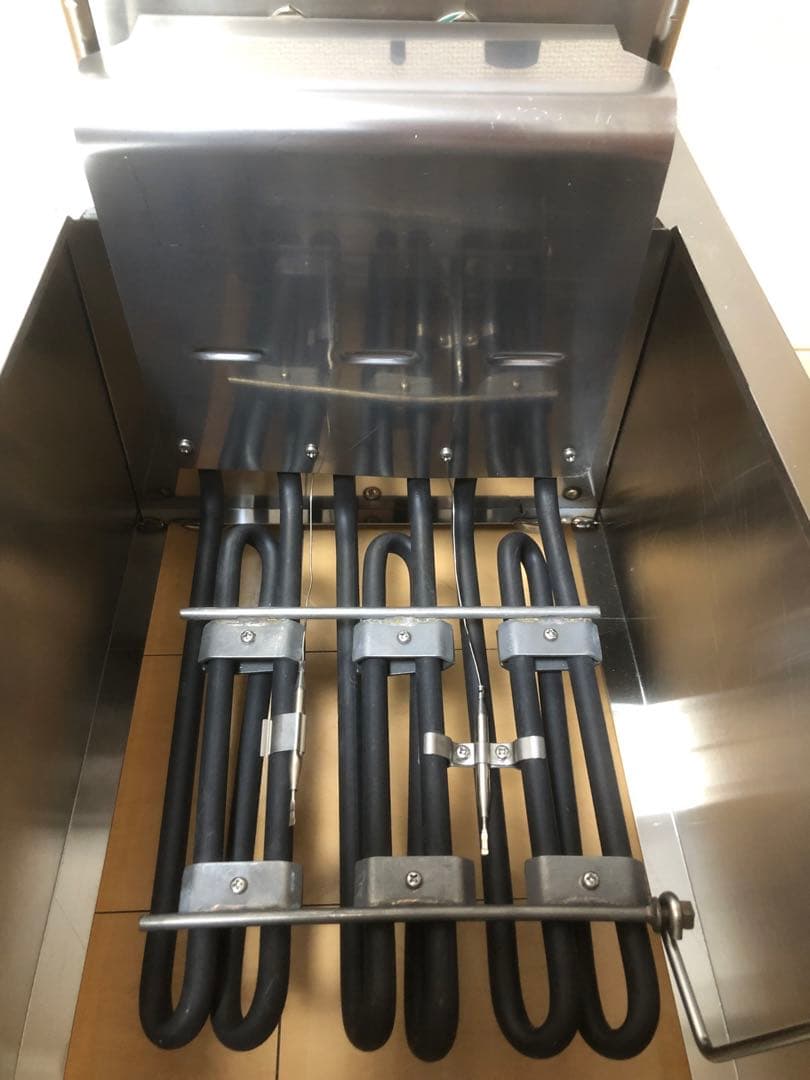 【特価品】未使用品　業務用　電気フライヤー　マルゼン　3相200V