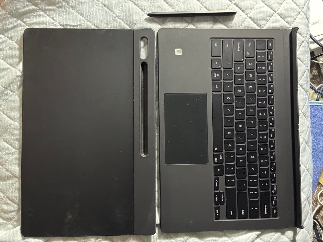 Galaxy Tab S8 Ultra 5G SM-X906 純正キーボード付き