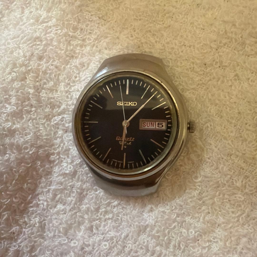 SEIKO Quartz 腕時計 FRIDAY 日付表示