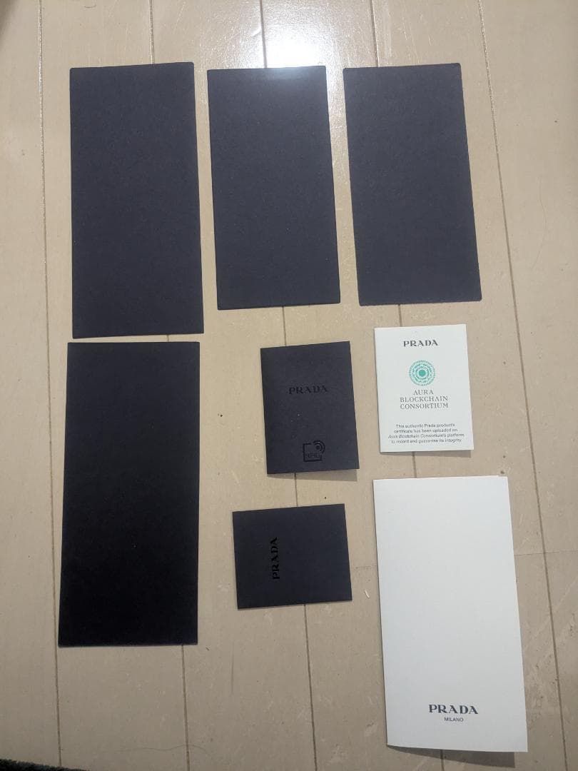 【PRADA】財布　VITTELLO GRAIN　１ML506