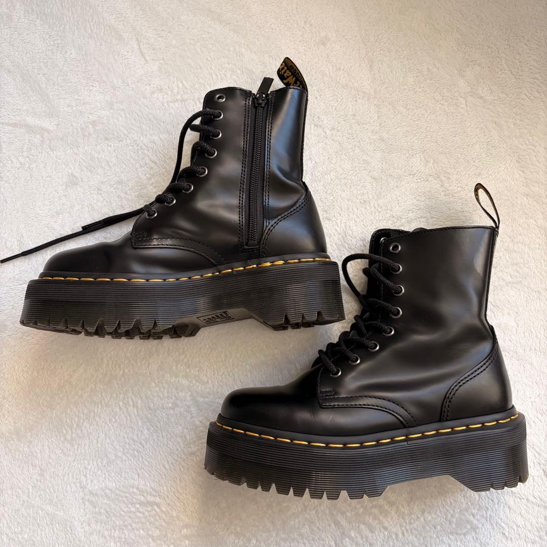ドクターマーチン JADON 厚底 8ホール ブーツ ブラック UK3