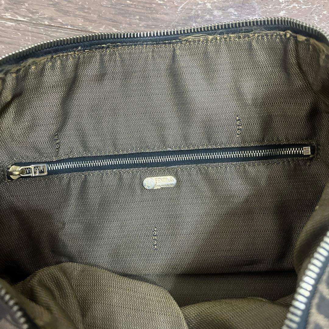 フェンディFENDI大きめワンハンドルバッグ ハンドバッグ　バニティバッグ