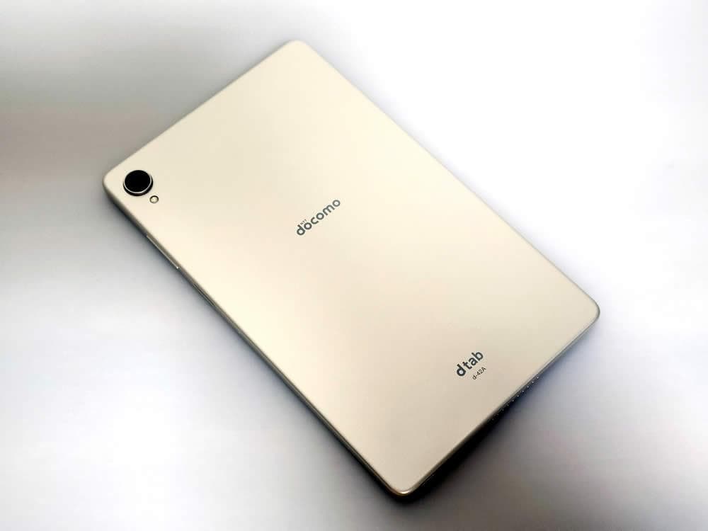 dtab Compact d-42A SIMロック解除済み 8インチ ゴールド