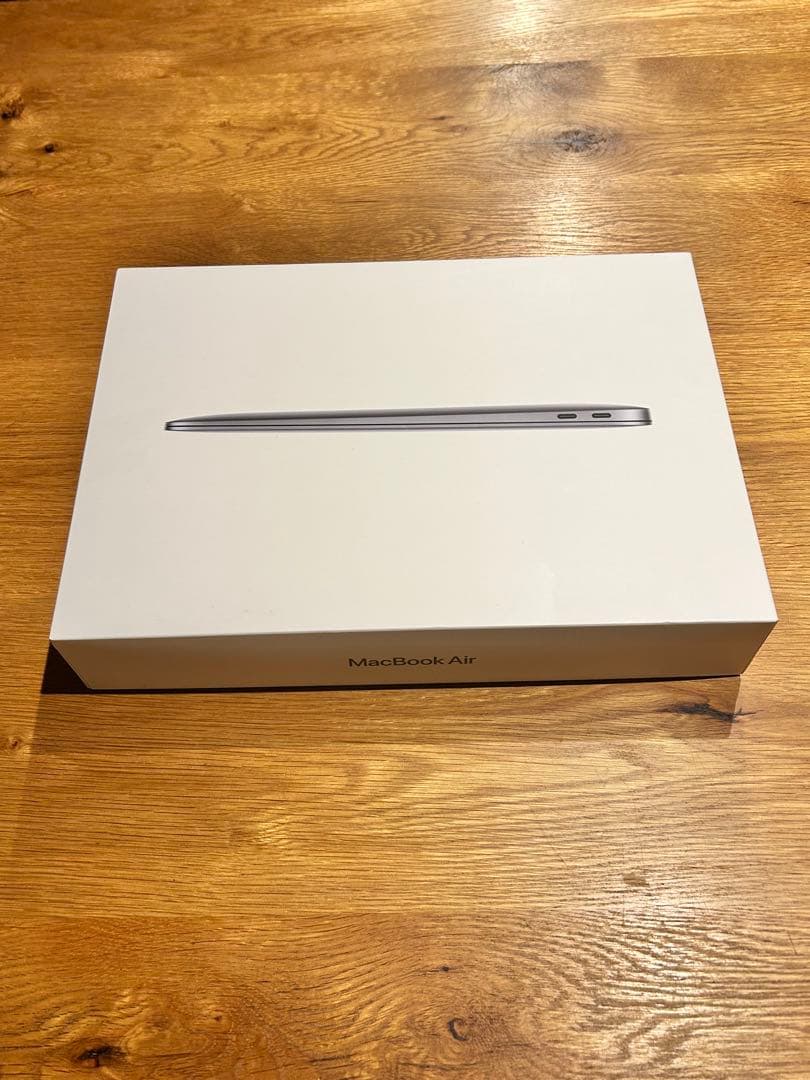 充放電22回容量100% 美品　MacBook Air13インチ