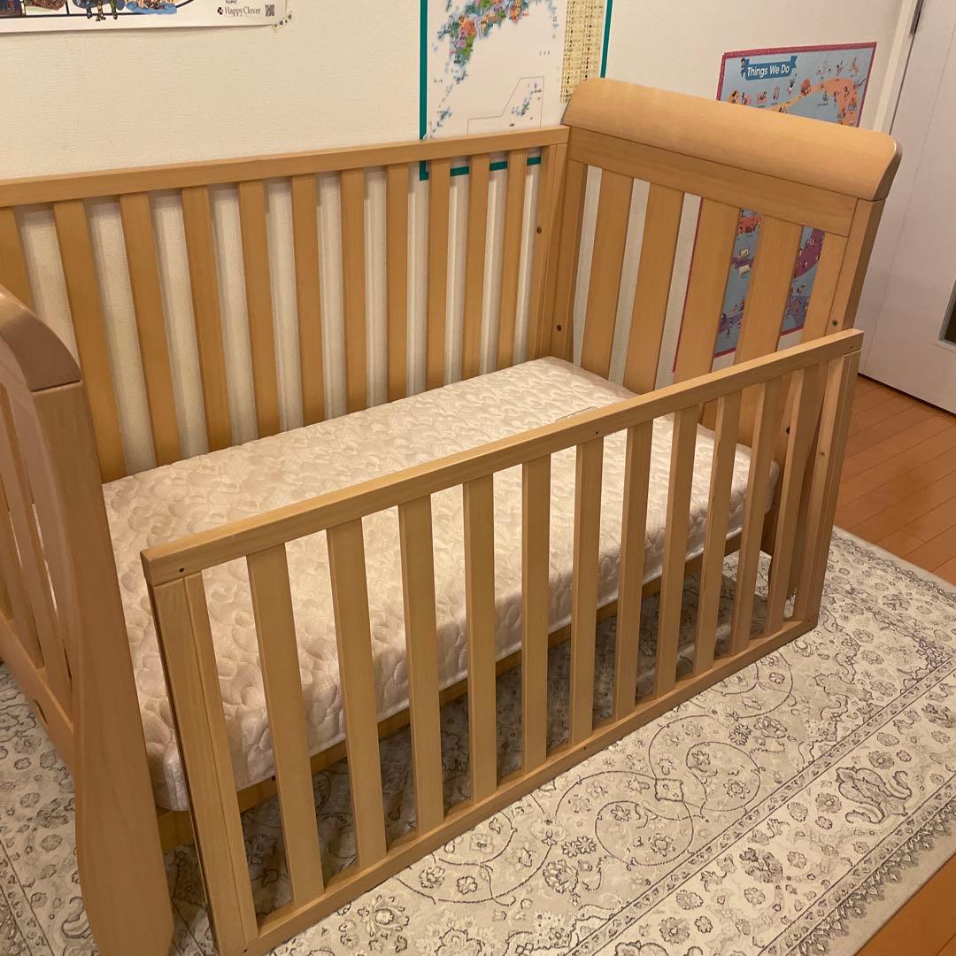 最終値下げ　Boori スレイ　6歳まで使える木製ベビーベッド マットレス付