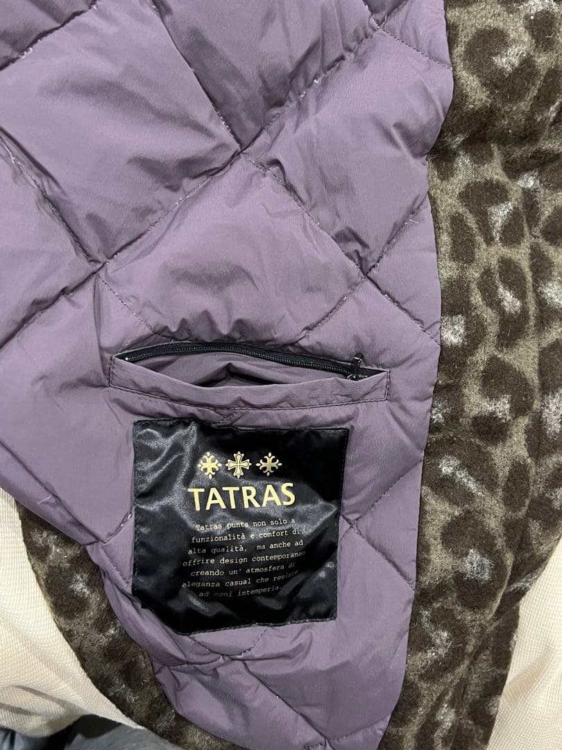 【サイズ：02（Ｍ程度）】TATRASダウン　レオパルド　ポンチョ