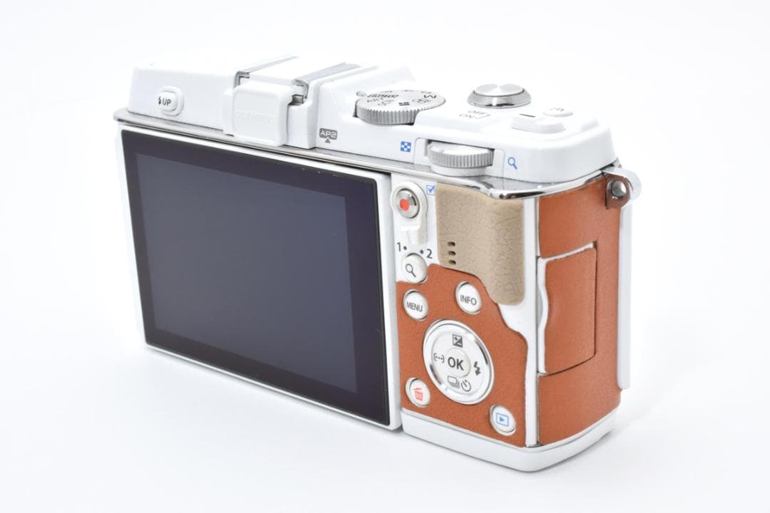 ■美品■OLYMPUS オリンパス PEN E-P5