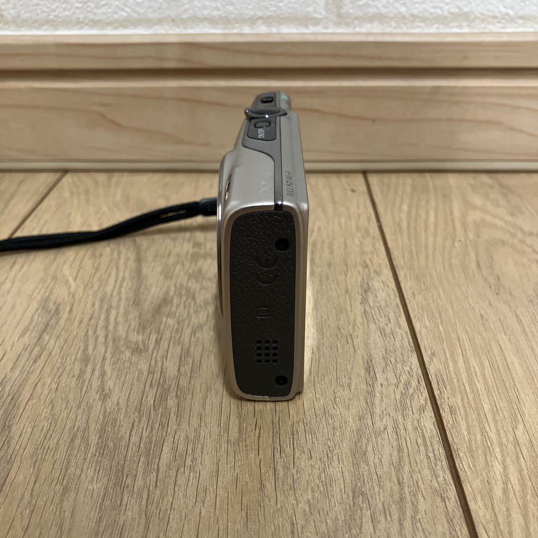 【美品】Canon IXY 650 コンパクトデジタルカメラ シルバー