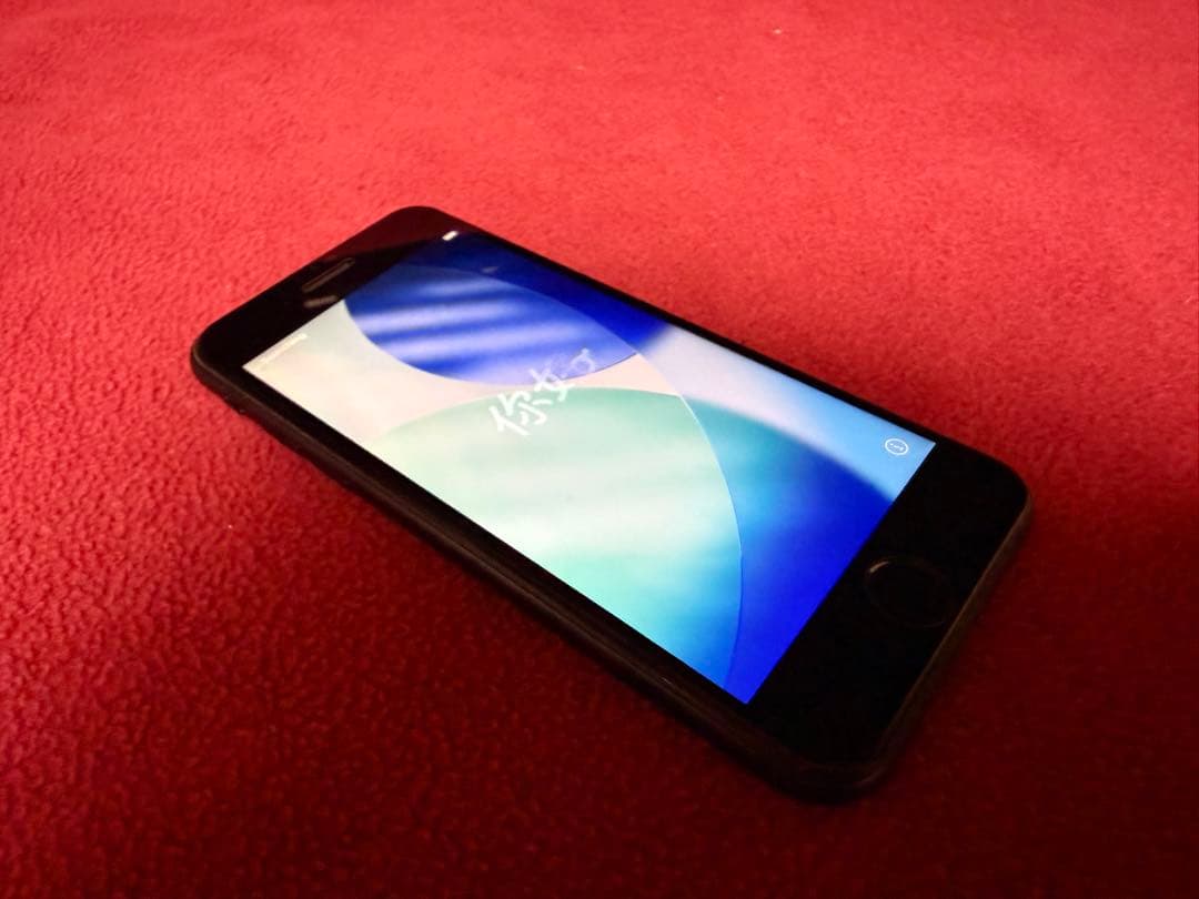 iPhone SE 第2世代 64GB SIMフリー ブラック 美品