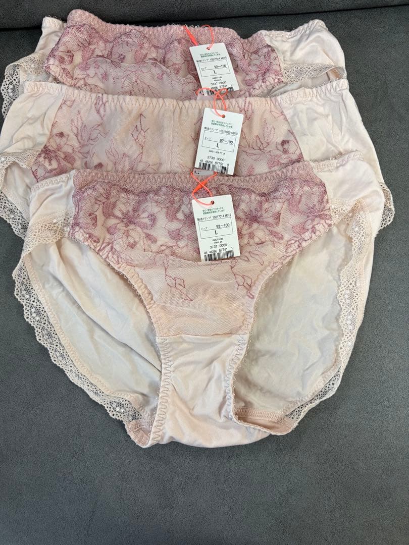 アモスタイル チャーミングラマー ブラジャー＆ショーツ3枚 C80 L ピンク