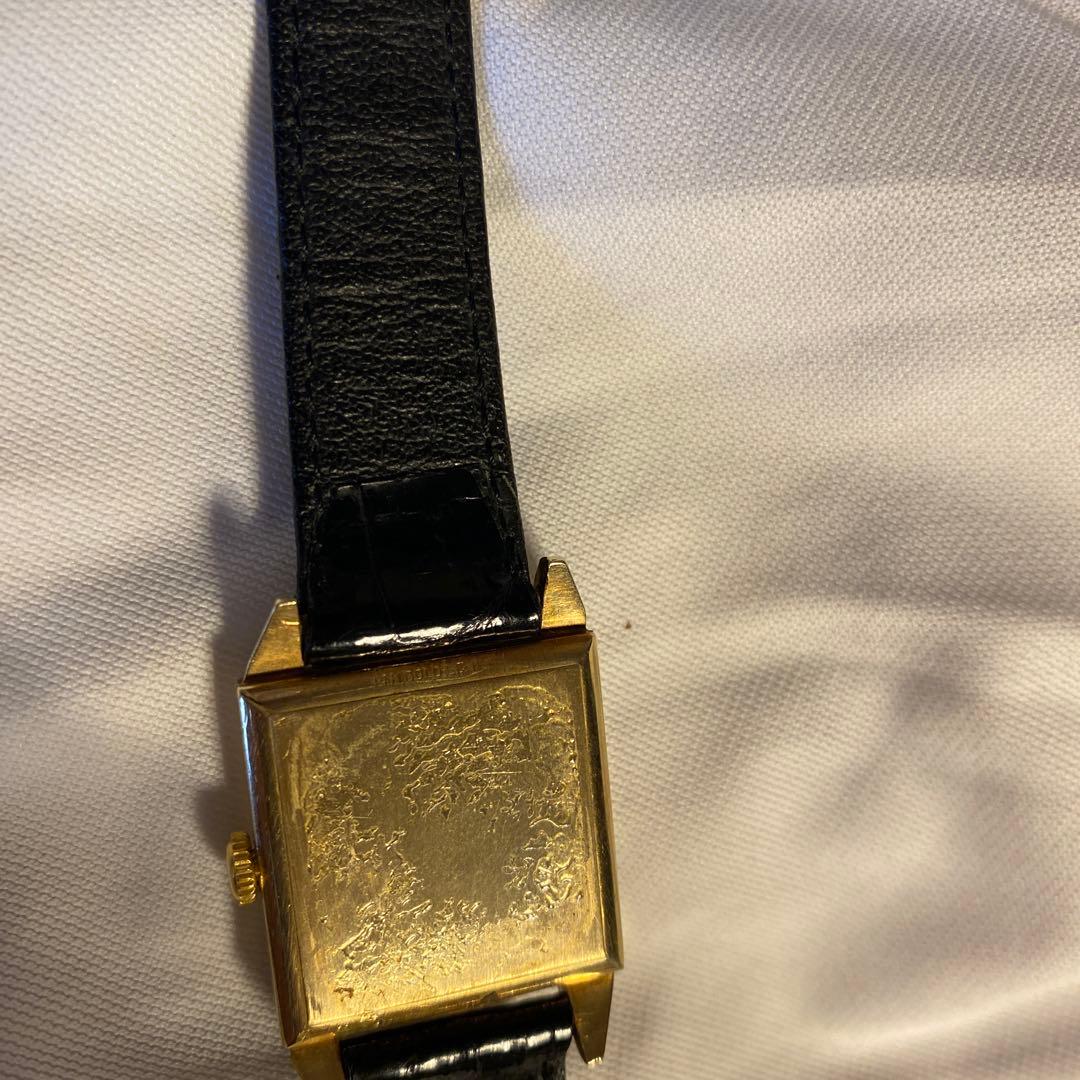 LONGINES 14K　黒いレザー角形手巻き時計