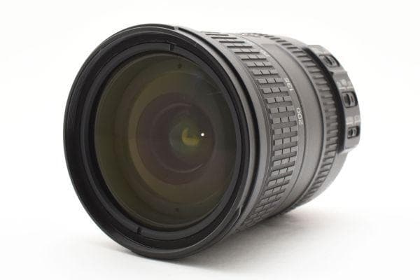 極美品 AF-S VR 18-200mm f/3.5-5.6G #N068