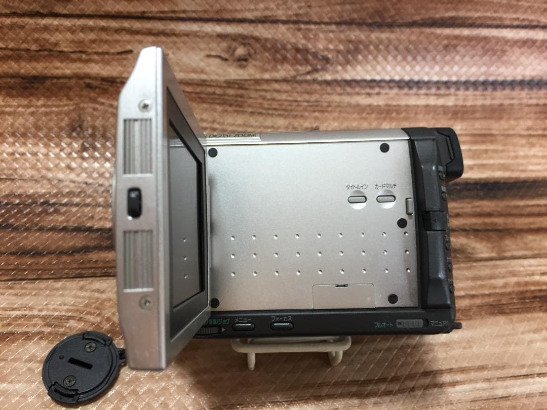 撮影再生ダビングOK　Panasonic　NV-DB1　付属品あり　液晶大画面