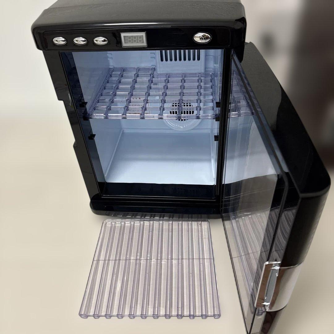 冷温庫 2023年製　爬虫類 20L