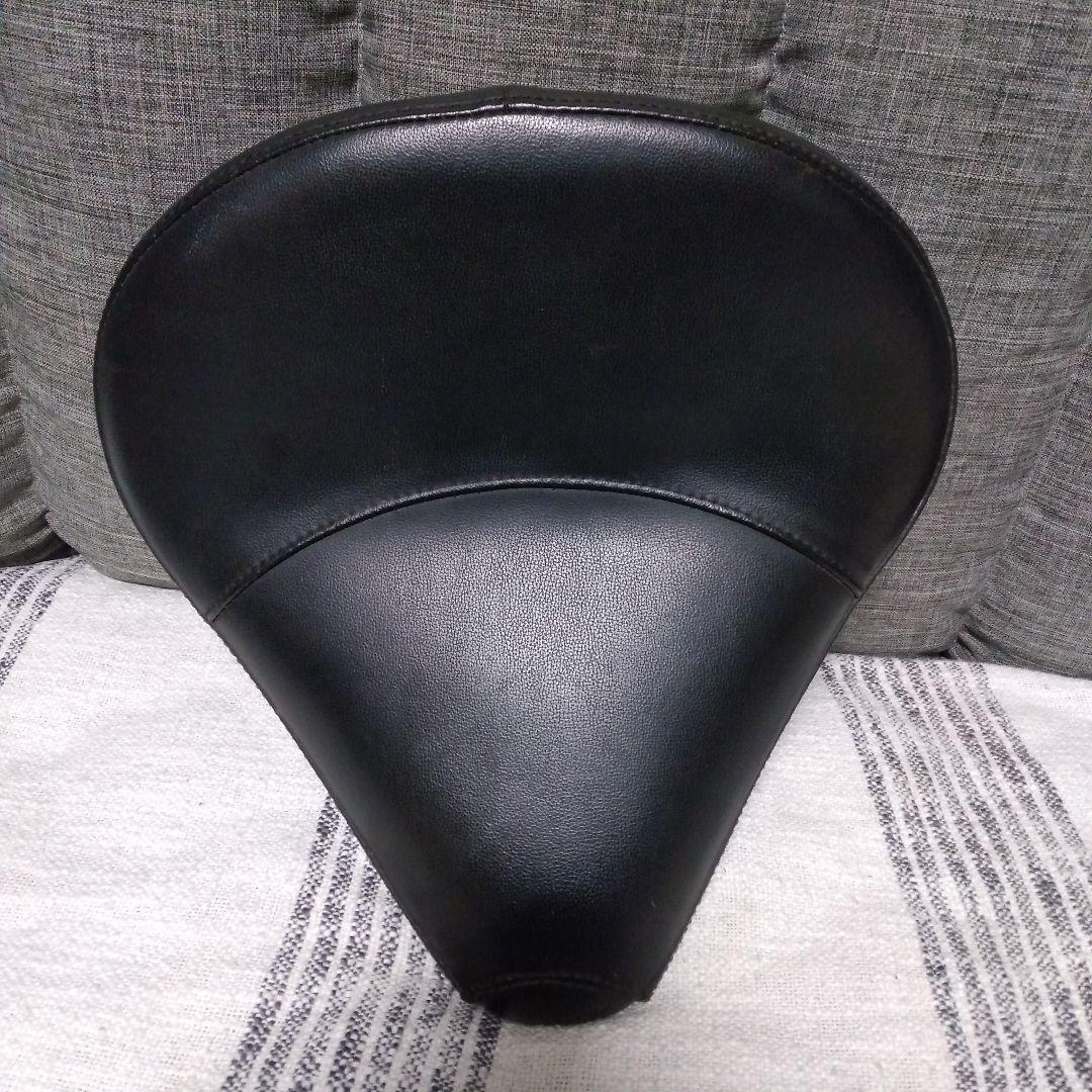 ☆ハーレーソロシート☆サドルシート☆ラージサイズ☆ブラック☆合皮☆汎用☆