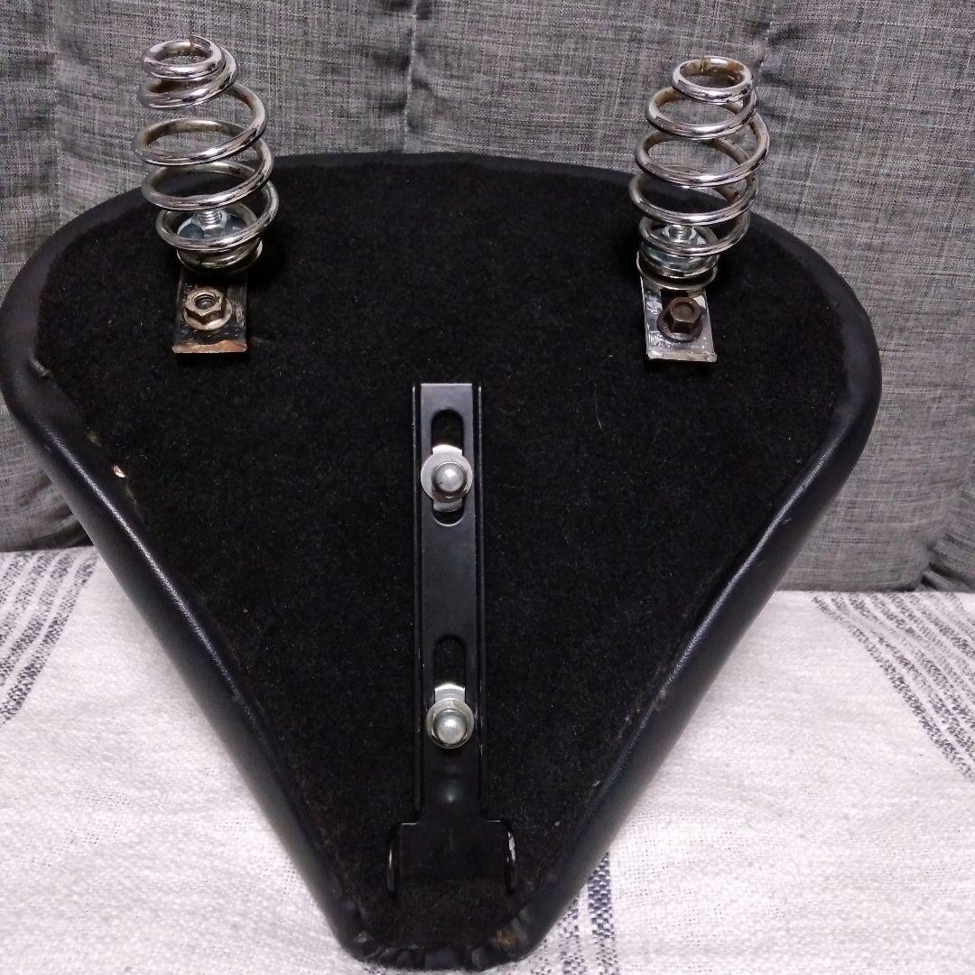 ☆ハーレーソロシート☆サドルシート☆ラージサイズ☆ブラック☆合皮☆汎用☆