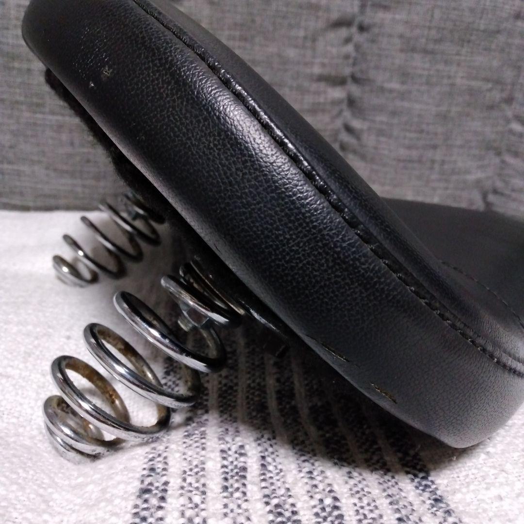 ☆ハーレーソロシート☆サドルシート☆ラージサイズ☆ブラック☆合皮☆汎用☆