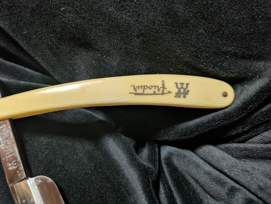 田*夫様 J.A. Henckels Solingen メンズ剃刀