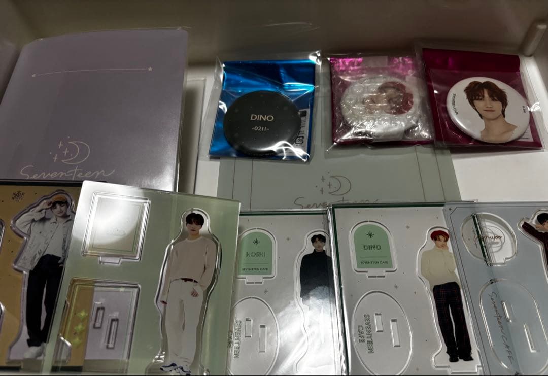seventeen dino＋他メンバー　トレカ・グッズまとめ売り