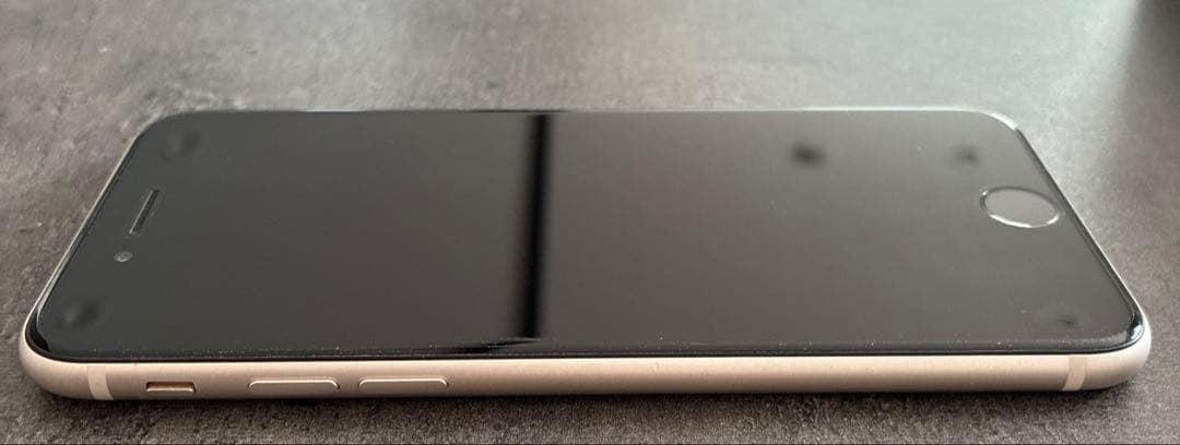 iPhone SE3 128GB ホワイト 美品