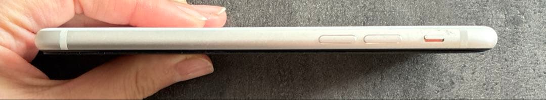 iPhone SE3 128GB ホワイト 美品