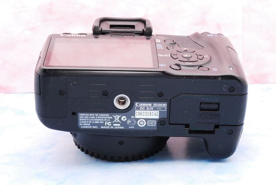 キャノン Kiss X2★一眼レフカメラ★美品＆ショット数少★手ぶれ補正