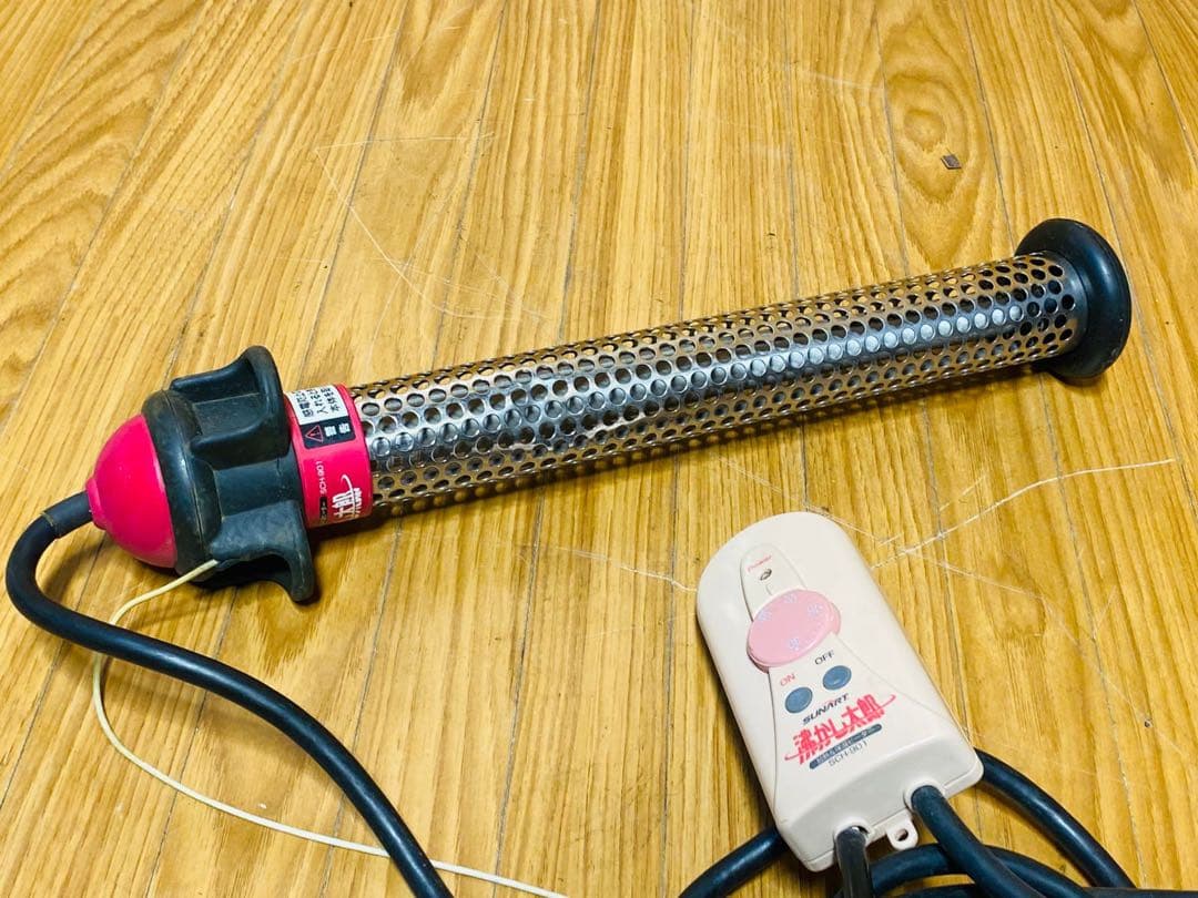 (1)湯沸かし太郎 SCH-901 電気ヒーター メッシュデザイン リモコン付き