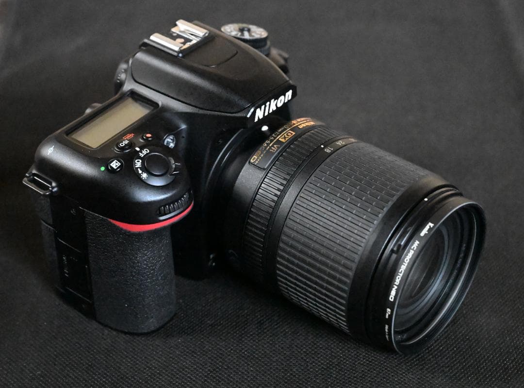 【撮影枚数3,798枚】ニコンD7500 18-140 キット+ SD128ギガ