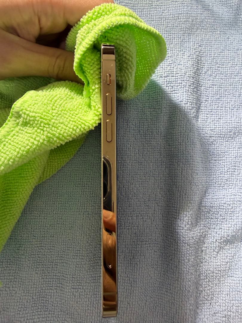 iPhone12pro ゴールド　256GB