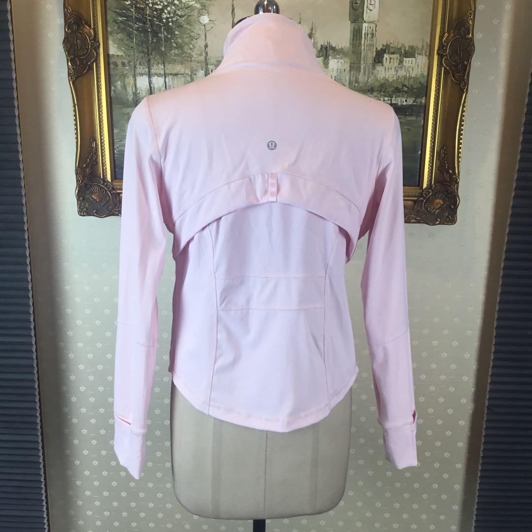 タグ付け☆ LULULEMON サイズ4 ピンク ウィンドブレーカー 長袖