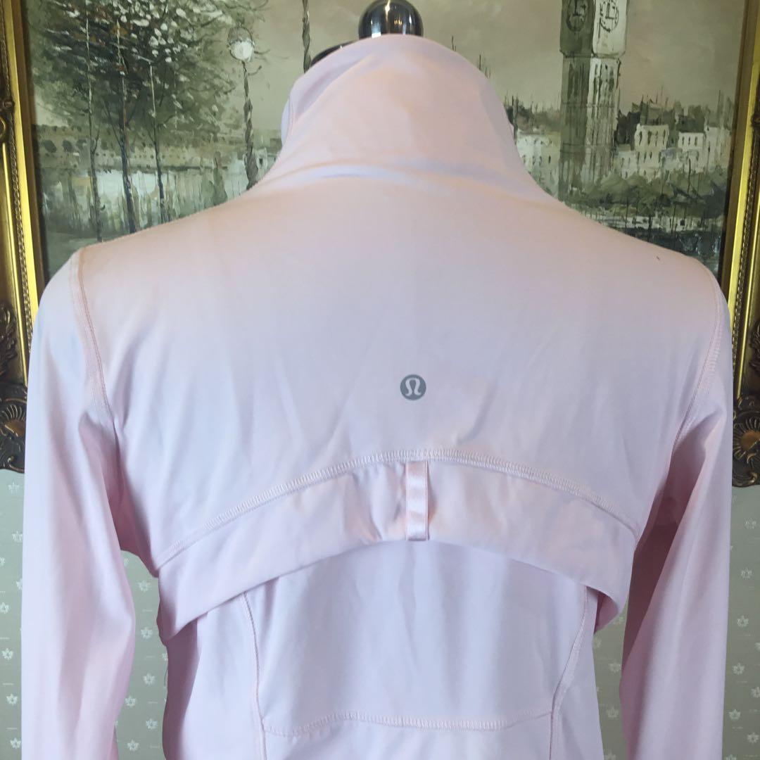 タグ付け☆ LULULEMON サイズ4 ピンク ウィンドブレーカー 長袖