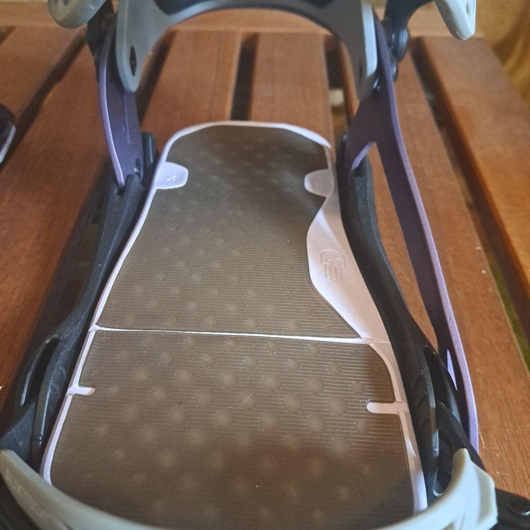 23-24Bataleon アストロアシームバインディングMサイズ