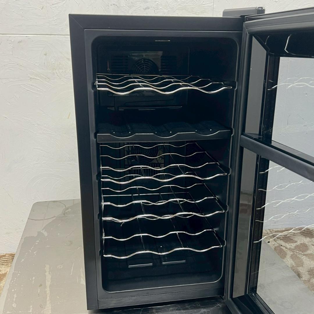 アイリスオーヤマ ワインセラー IWC-P182A-B 18本収納 右開き