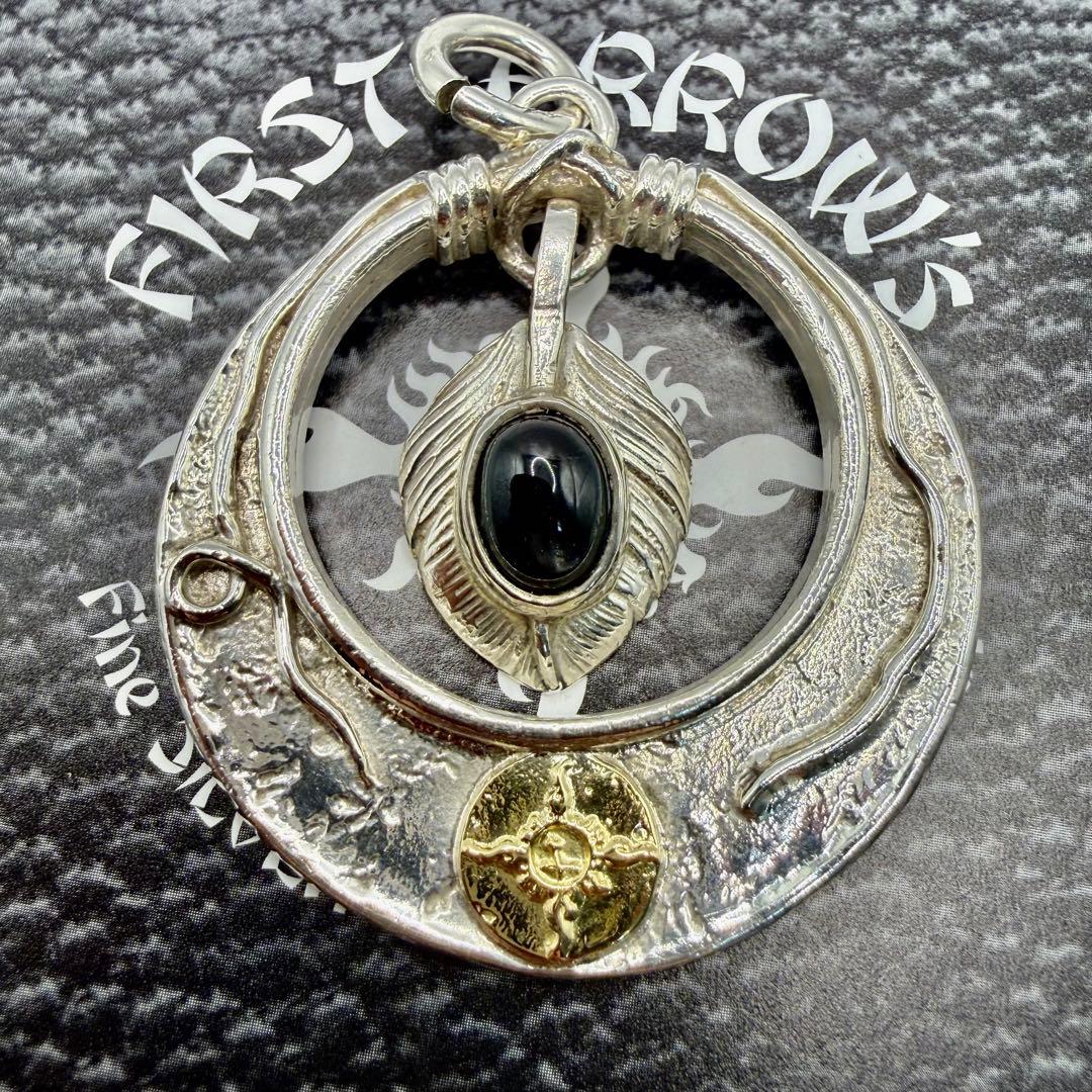 美品　ファーストアローズ　フェザーメタル　P-052 定価101090円