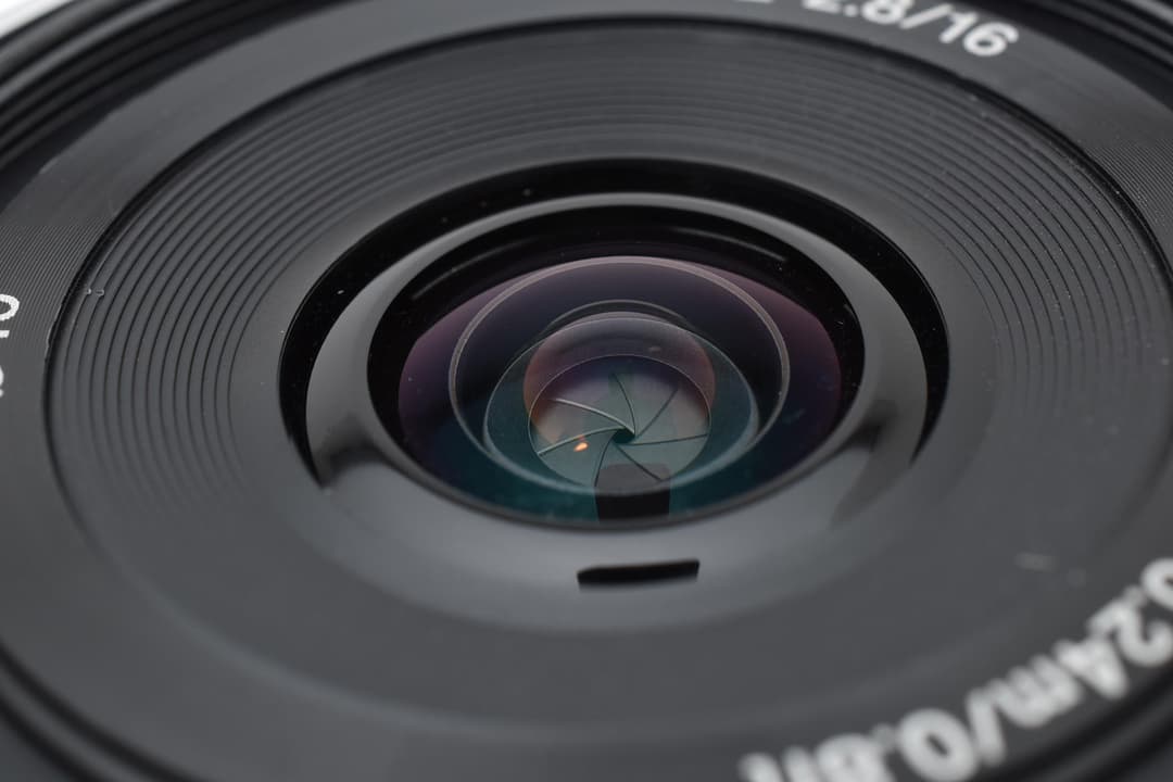 美品 Sony E 16mm F2.8 単焦点 9442